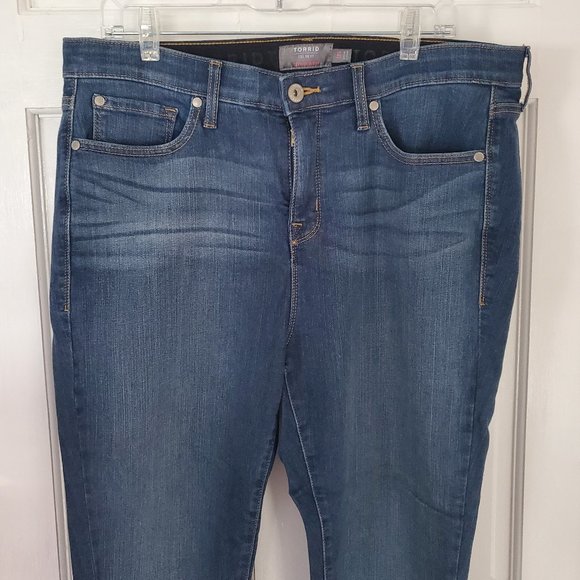 Torrid EUC Women's Plus Size 18 Short Sky High Skinny Premium Stretch Dark Jean - Picture 2 of 12